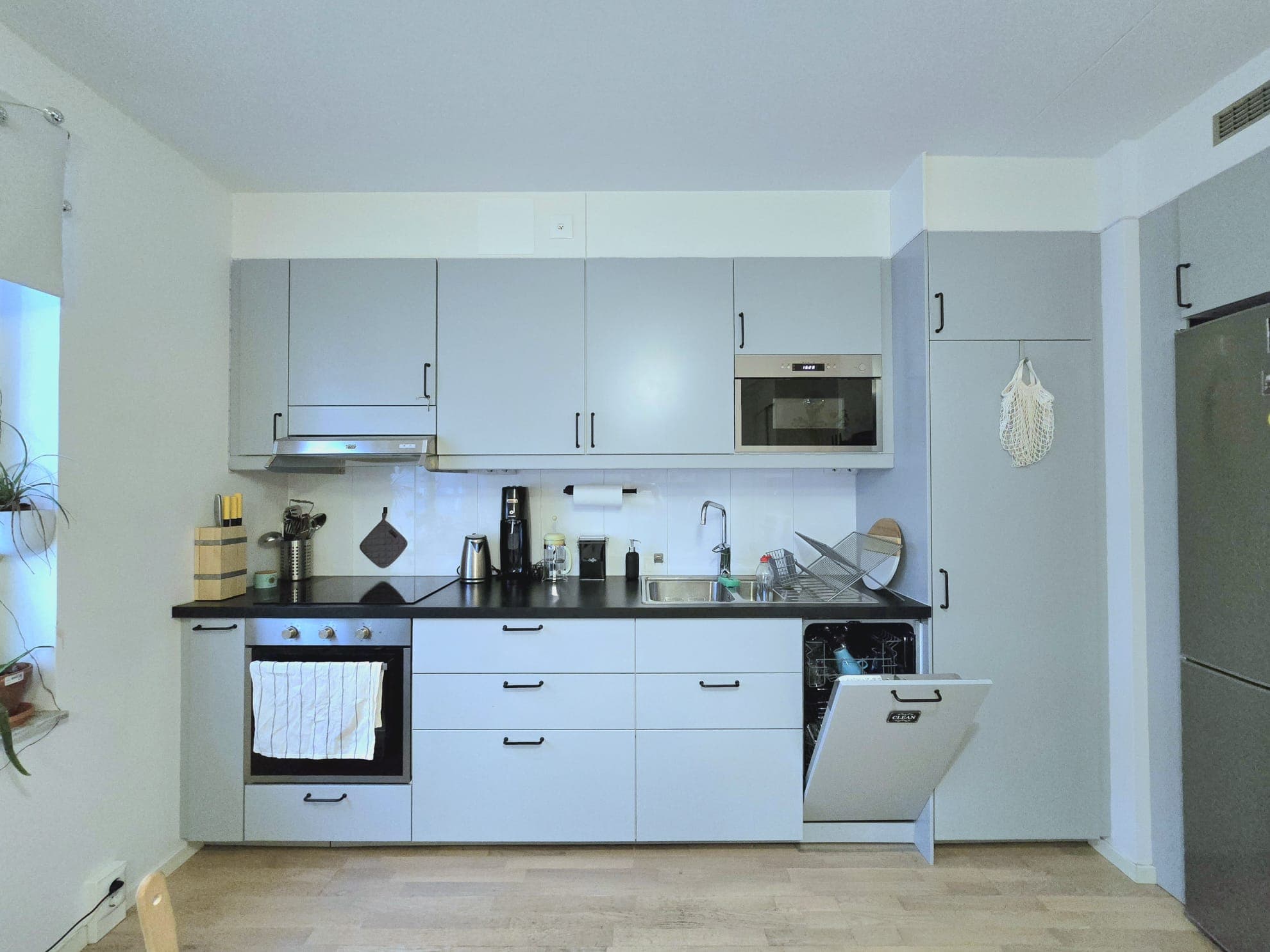 Anna Whitlocks Gata - Thumbnail 3